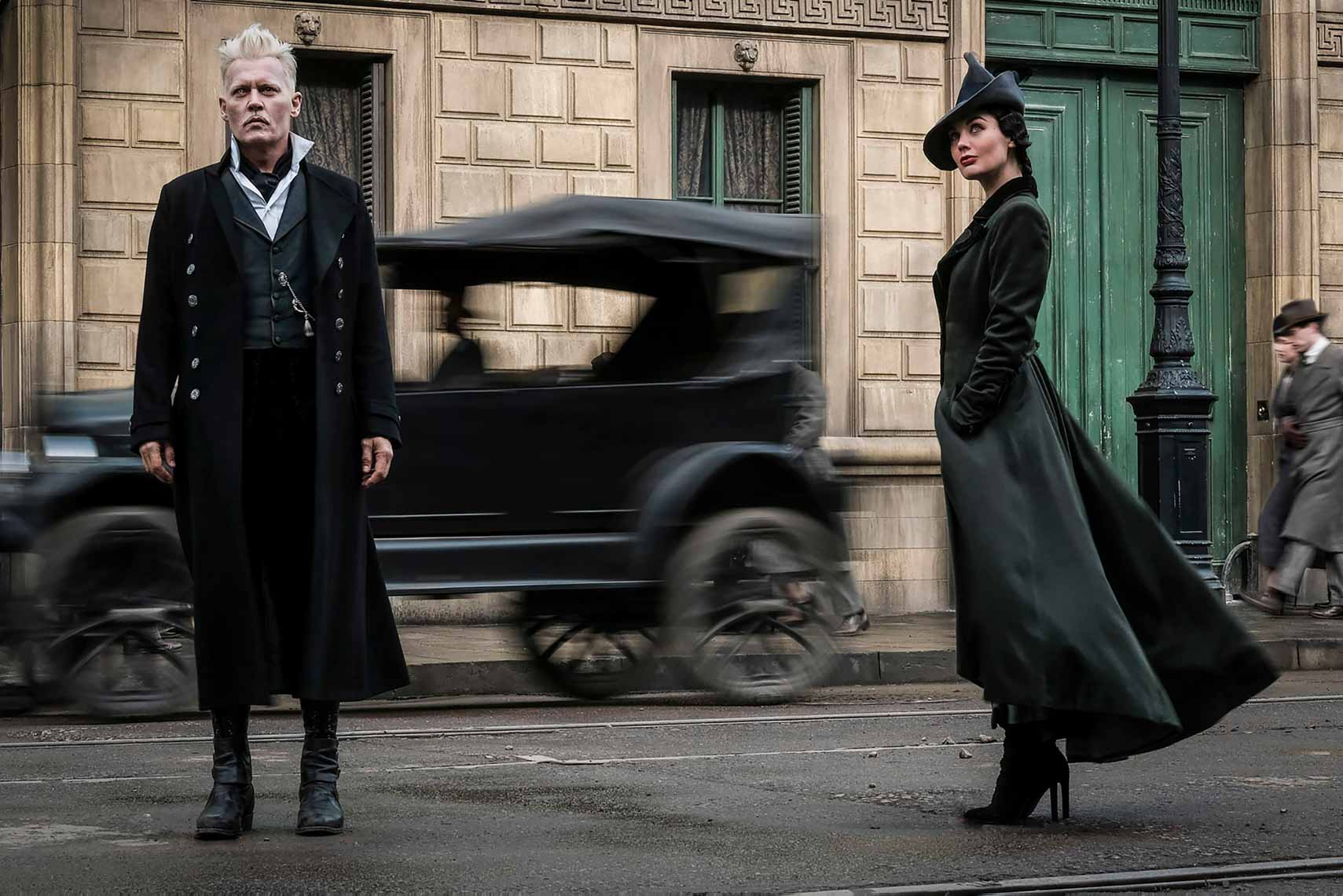 fantastic-beasts-the-crimes-of-grindelwald_ZfIRgt